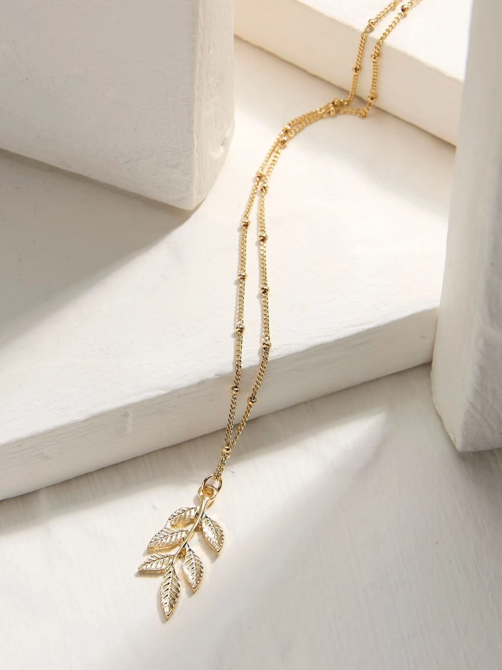 FatFace Tone Leaf Necklace Gold Best Sale