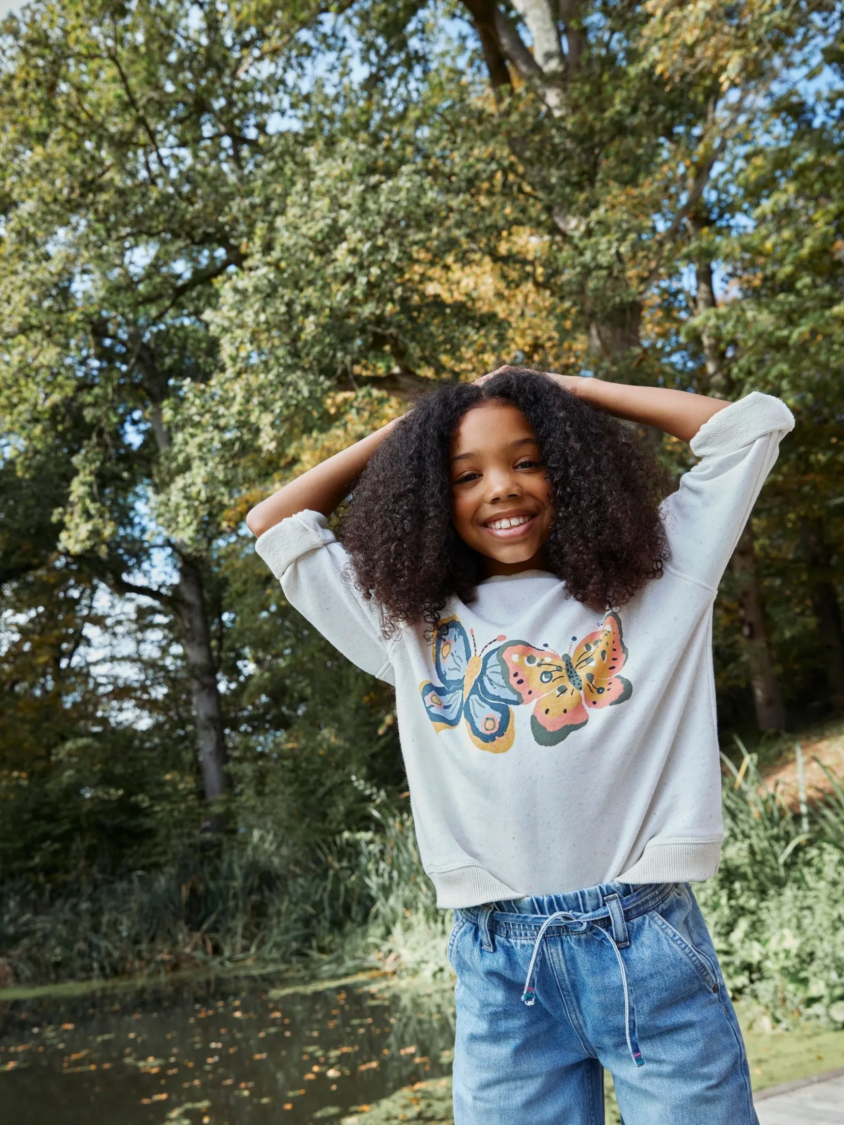 FatFace Butterfly Crew Sweatshirt Natural Store