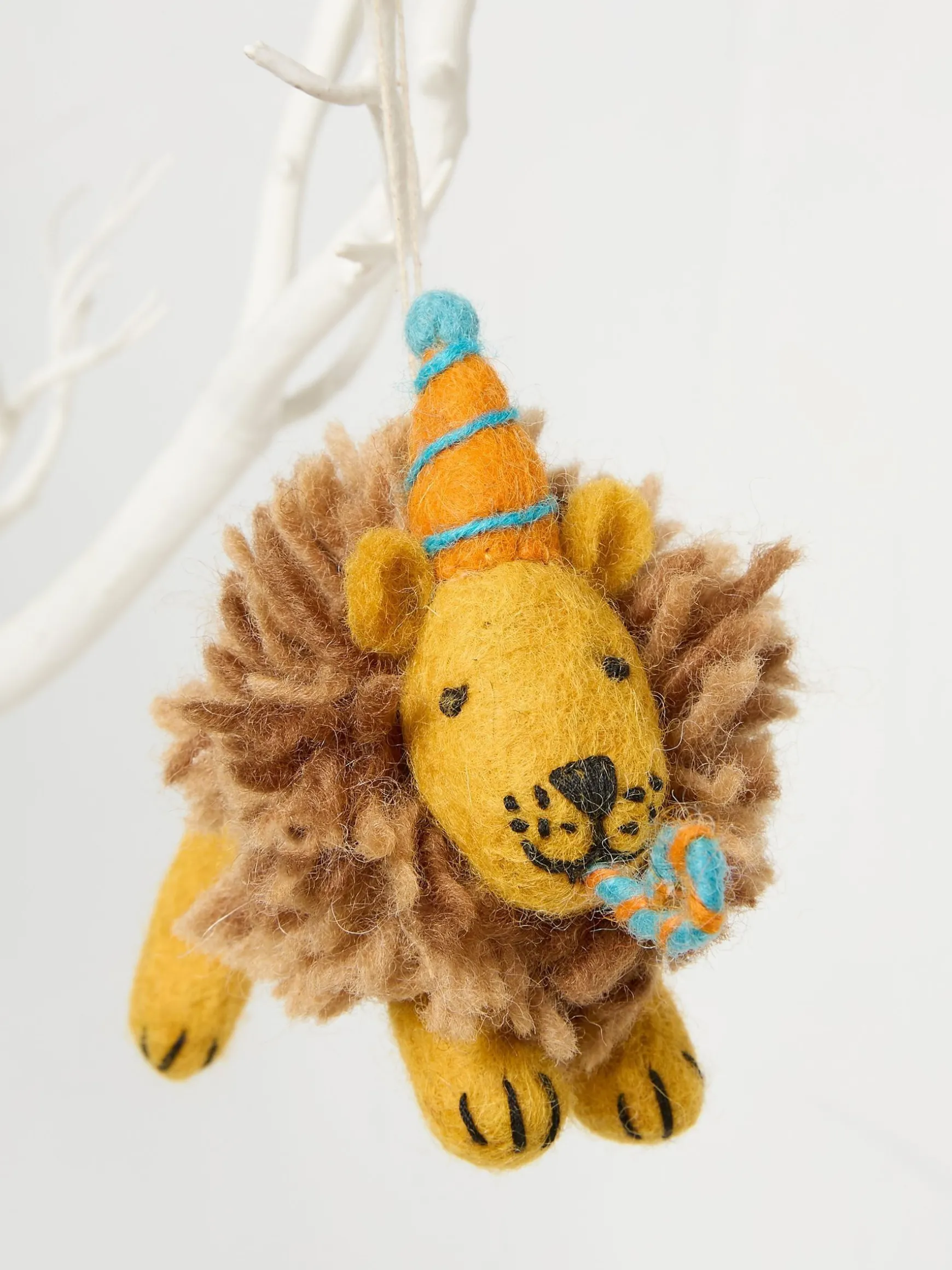 FatFace Leo Lion Print Felt Decoration Yellow Flash Sale